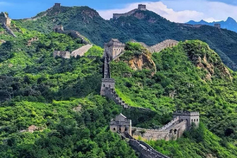 Jinshanling Great Wall Pass: Wild Towers & Ridge Hike