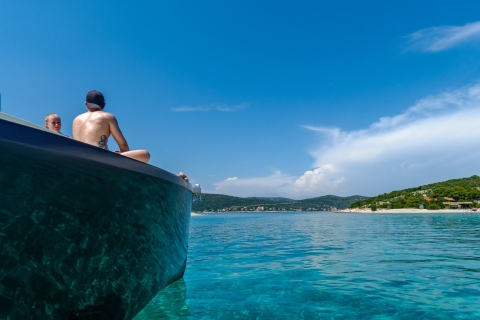Van Split: Blauwe Grot en Hvar per luxe boot