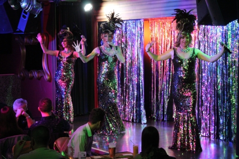 Puerto del Carmen: Music Hall Tavern Comedy Drag Dinner ShowEspectáculo sin Transporte