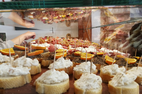 Venice: Guided Aperitivo Food TourVenice: Bacaro Food Tour