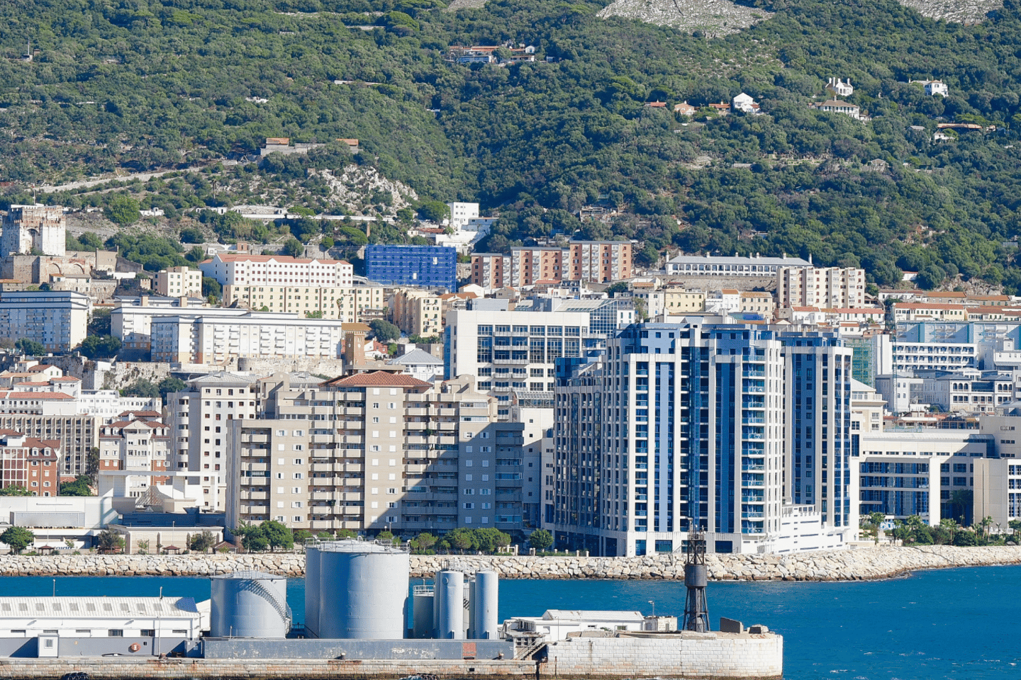 Gibraltar shopping: Desde Málaga y la Costa del Sol