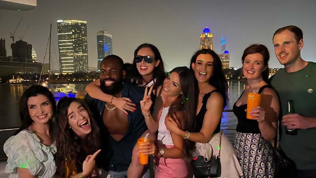 Dubai: Marina Yacht Party with BBQ, Unlimited Drinks and DJ