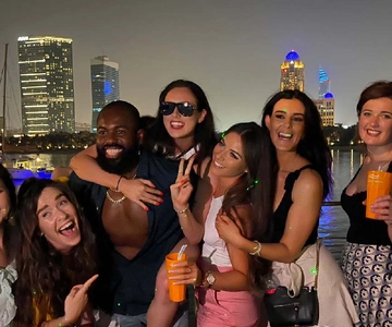 Dubai: Marina Yacht Party with BBQ, Unlimited Drinks and DJ