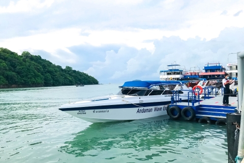 Îles Phi Phi : transfert en hors-bord vers PhuketAller simple: jetée de Phi Phi Tonsai à Phuket avec transfert à l'hôtel