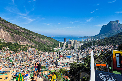 Jeep&#039;n&#039;Culture: Favela da Rocinha e Floresta da TijucaDa Barra da Tijuca - Italiano