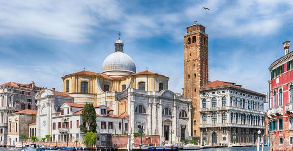 The Hidden Canals of Venice: Water Taxi Tour