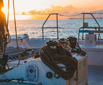 Calpe: Sunset Sailing Catamaran Cruise with Sparkling Wine