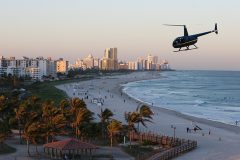 Miami: South Beach: Tour particular de 30 minutos em um helicóptero de luxo