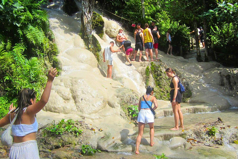 Geniet van de Sticky Waterval & Chet Si Fontein Nationaal Park