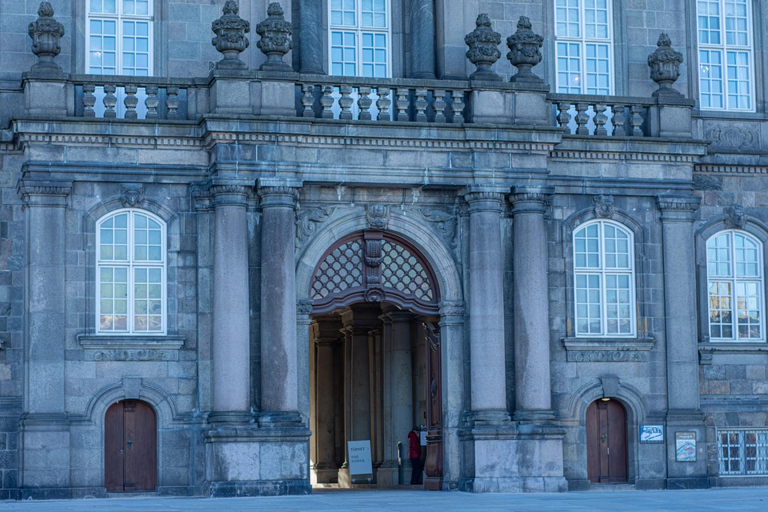 Dänisches Nationalmuseum Kopenhagen Archäologie Geschichte Tour3 Stunden: Nationalmuseum von Dänemark & Transfers