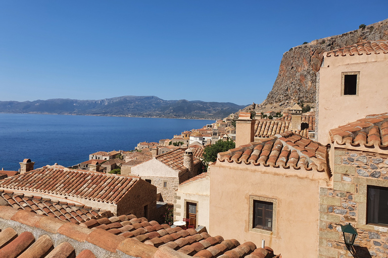 Von Athen aus: Peloponnes 6-tägige private Tour nach MeteoraUnterkunft in 3-Sterne-Hotels