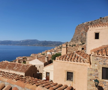 From Athens: Peloponnese 6-Day Private Tour to Meteora