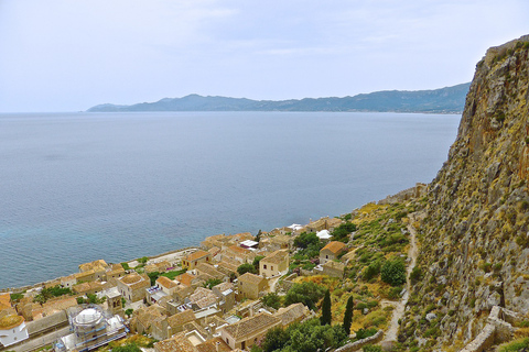 Von Athen aus: Peloponnes 6-tägige private Tour nach MeteoraUnterkunft in 3-Sterne-Hotels