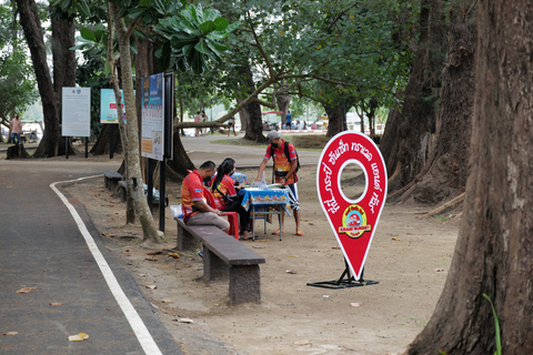 Krabi: Tour por las 4 islas en barco de cola largaPunto de encuentro en la playa de Railay