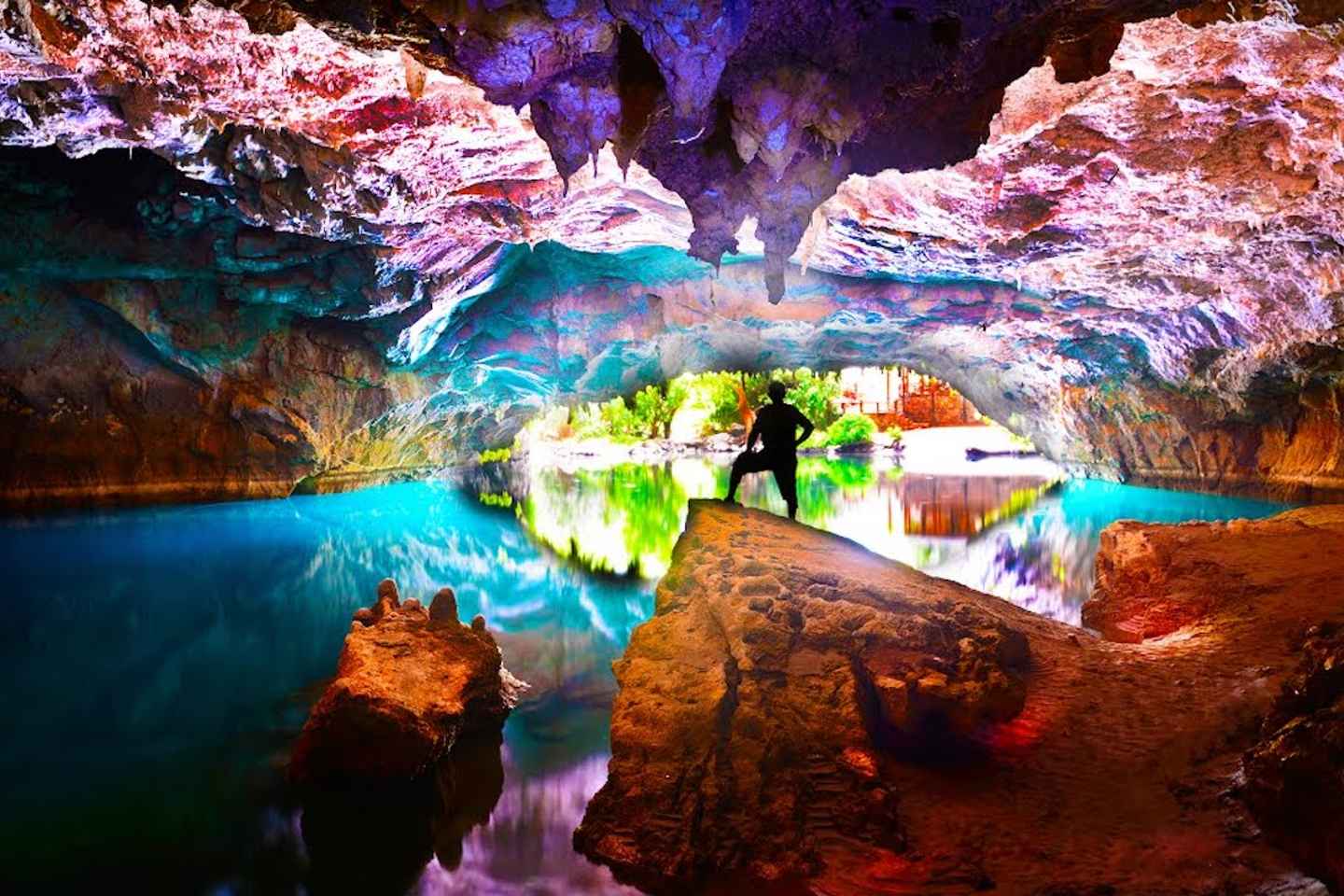 City of Side: Grotte d'Altinbesik et village d'Ormana