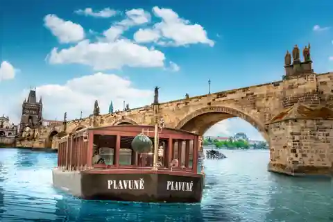 Praag: Riviercruise, Karelsbrugmuseum en wandeltour