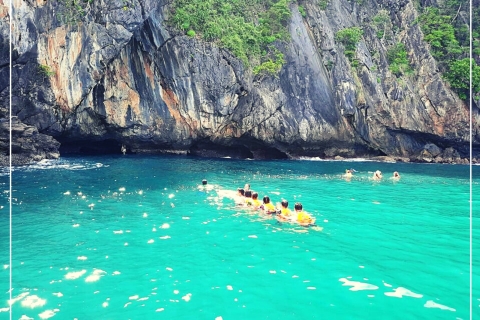 Ko Lanta: tour de buceo de 4 islas en bote de cola largaKo Lanta: tour de esnórquel en 4 islas en bote de cola larga