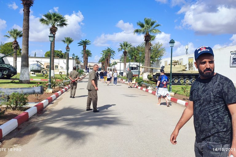 Guvernementet Tunis: HeldagsutflyktHeldag med upphämtning från Hammamet och Sousse (extra avgifter)