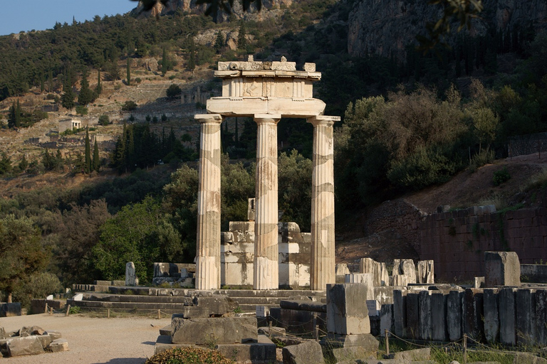 Tour privado de 5 días en la antigua Grecia y viaje en tren de cremalleraHoteles de 3 Estrellas o 3 Llaves