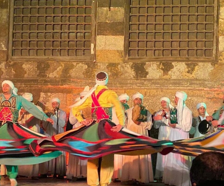 Cairo: Egyptian Heritage Tanoura Dancing Troupe Show