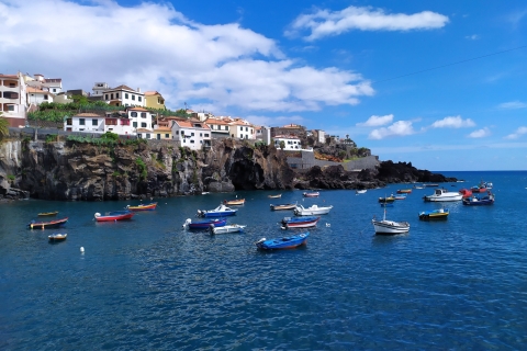 Funchal: Cabo Girão y degustación poncha en VW clásicoCabo Girão y degustación poncha en VW Beetle clásico