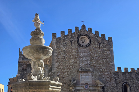 陶尔米纳市中心和游船之旅：贝拉岛和蓝洞小团（每团最少8人，最多16人）