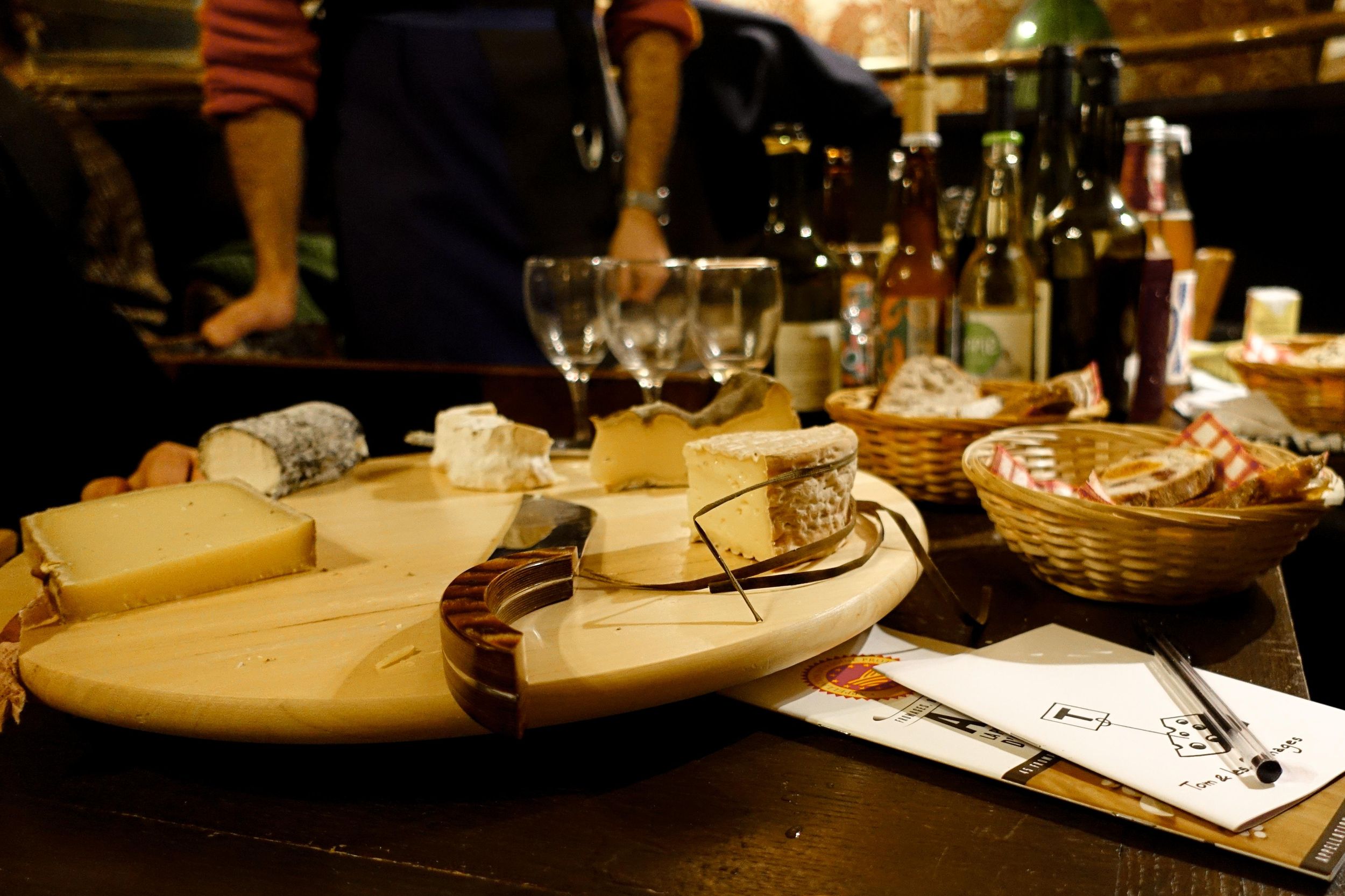 Rouen: Käse- und Weinprobe in La Taverne Saint-Amant