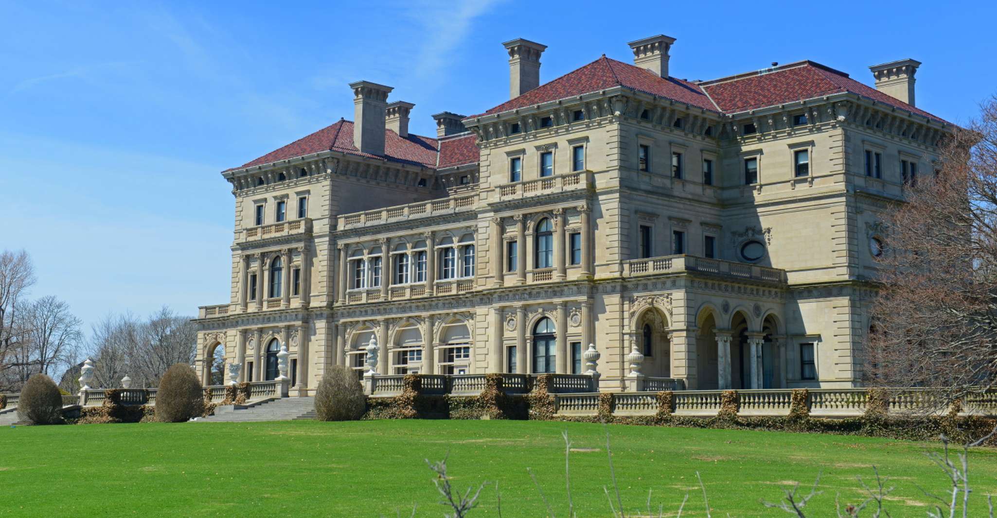 Newport, Cliff Walk Self-Guided Walking Tour - Hizvo