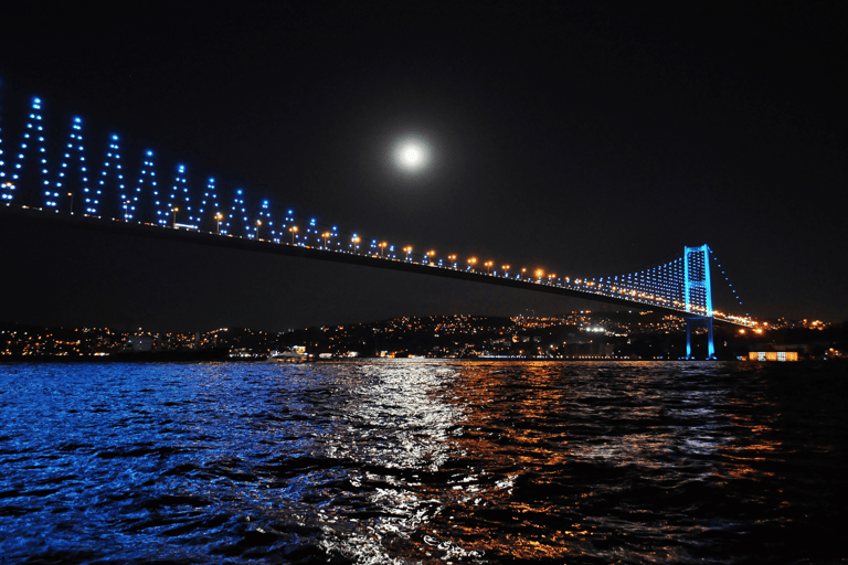 Istanbul Bosphorus Dinner Cruise with Live Shows & Transfer Transfer & Soft Drinks Included Package