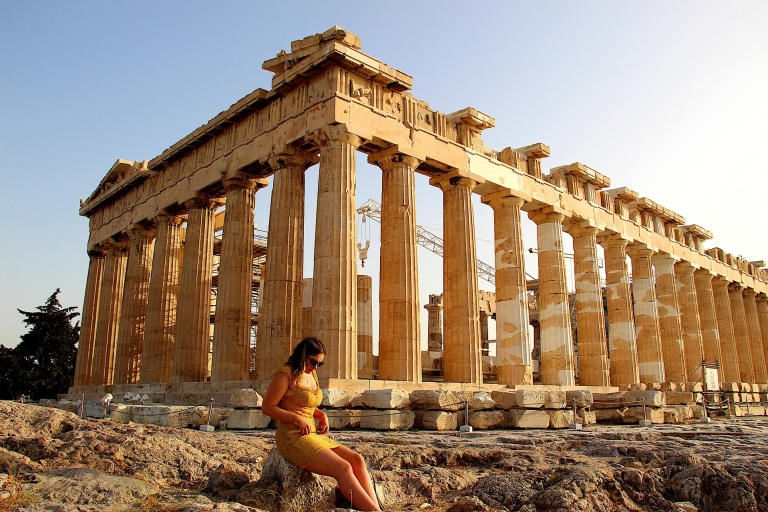Depuis Athènes : visite de la ville, de Delphes, des Météores et de SantorinHôtel 3 étoiles