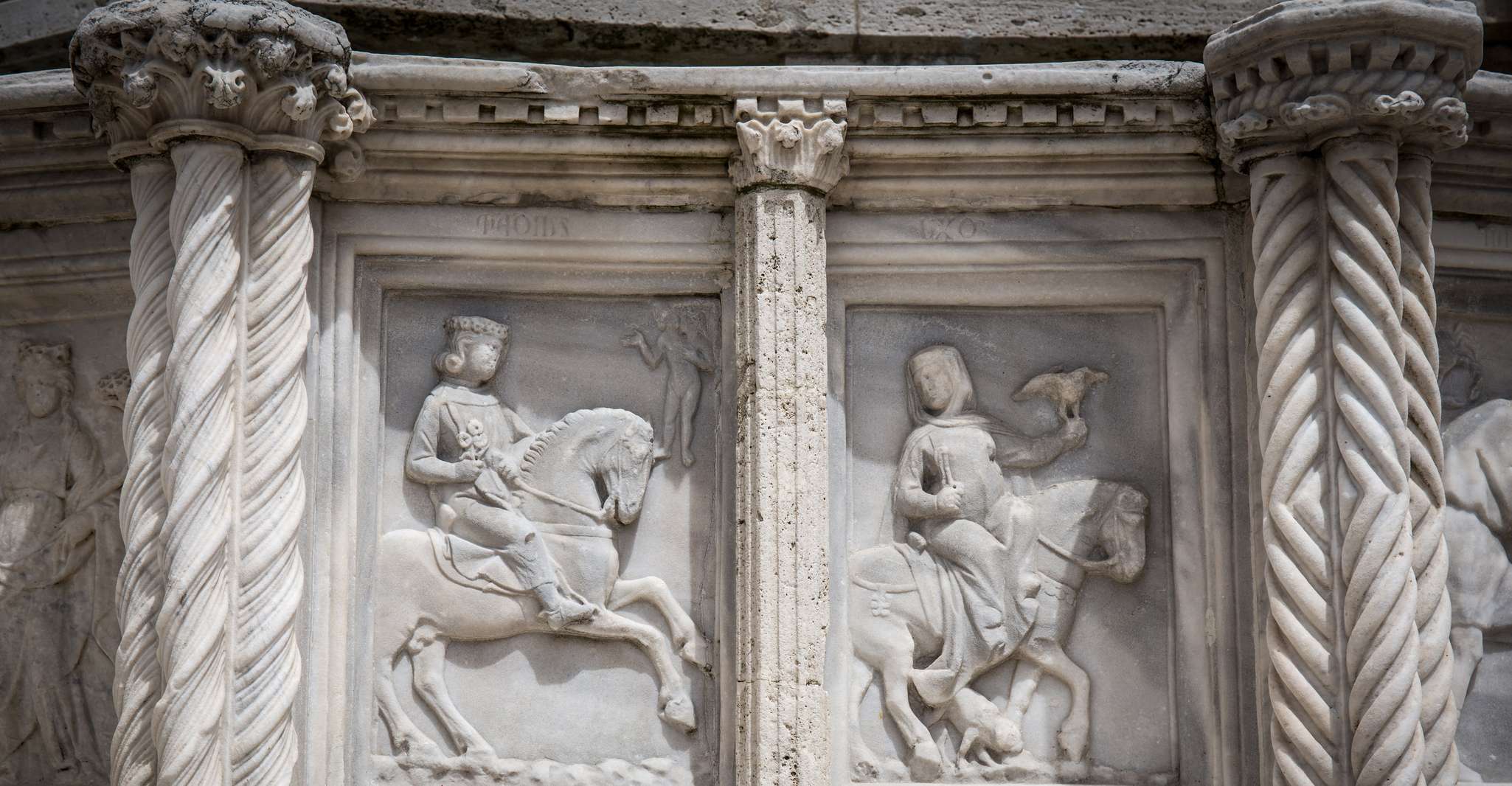 Perugia, Old Town Walking Tour, Piazza IV Novembre - Hizvo