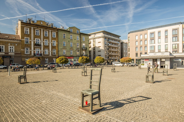 Krakow: Short River Walk and Guided Tour in Former Ghetto English tour