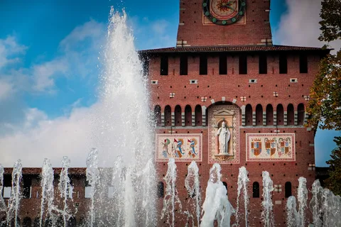 Milano: tour privato a piedi del Castello Sforzesco e del Parco Sempione
