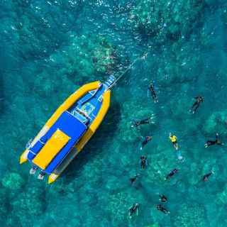 Whitsundays: Ocean Rafting Tour with Snorkel & Scenic Flight