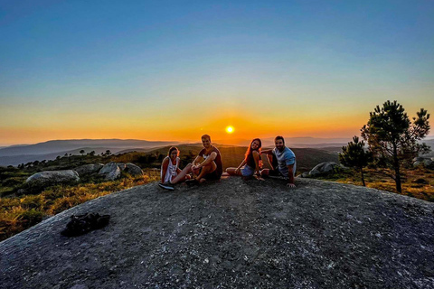 Coucher de soleil - 2h Buggy Tour - Arcos de Valdevez - Peneda Gerêsbuggy 4 pax