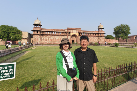 From Delhi: Private Taj Mahal & Agra Luxury Tour by Fortuner Tour with Toyota Fortuner and Tour Guide Only