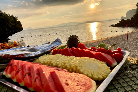 كرابي جولة غروب الشمس في كوه هونج مع بوفيه عشاء وغوص ليليخدمة الاستقبال في الفندق في آو نانج، ومدين