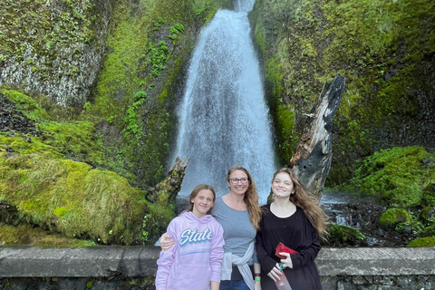 Multnomah Falls: Halbtagestour zu allen 5 großen WasserfällenMultnomah Falls: Halbtagestour mit Abholung in Portland