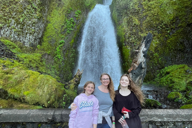 Multnomah Falls: Halbtagestour zu allen 5 großen WasserfällenMultnomah Falls: Halbtagestour mit Abholung in Portland