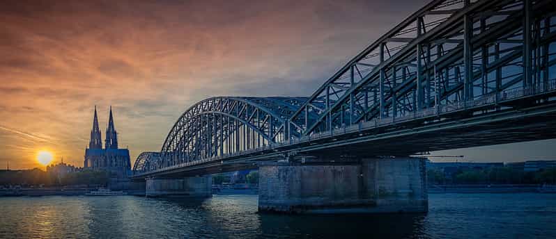 From Brussels: Tour of Cologne and Postcard Town of Monschau