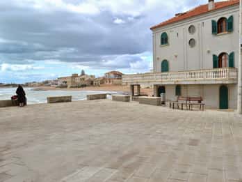 From Catania: Inspector Montalbano Day Tour with Audio Guide