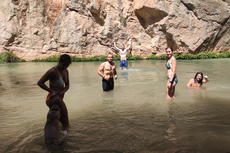 From Valencia: Excursion to Chulilla + hike and kayak tour on the lake From Valencia: Excursion to Chulilla + hike and kayaking tour on the lake