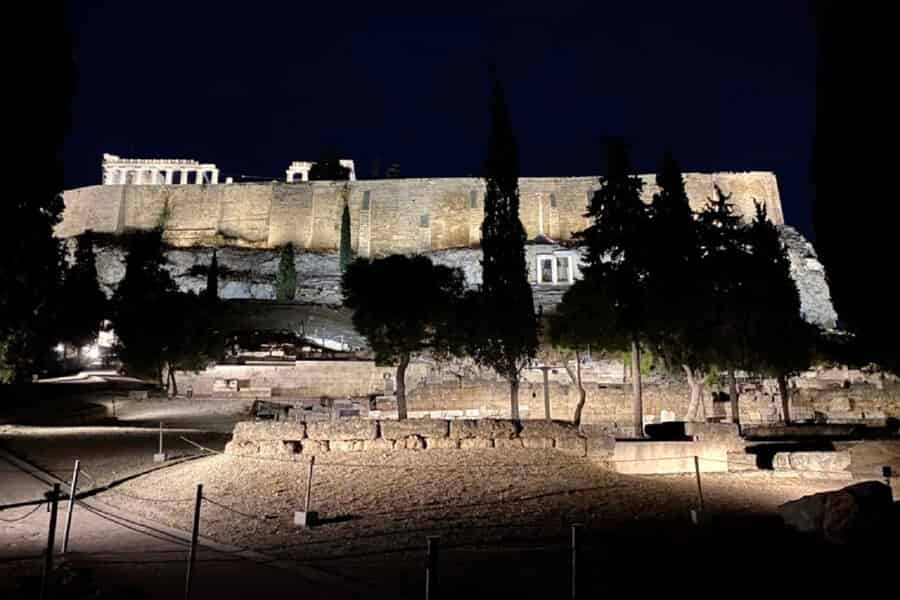 Athen: Private Panoramatour bei Nacht mit persönlichem Fahrer. Foto: GetYourGuide