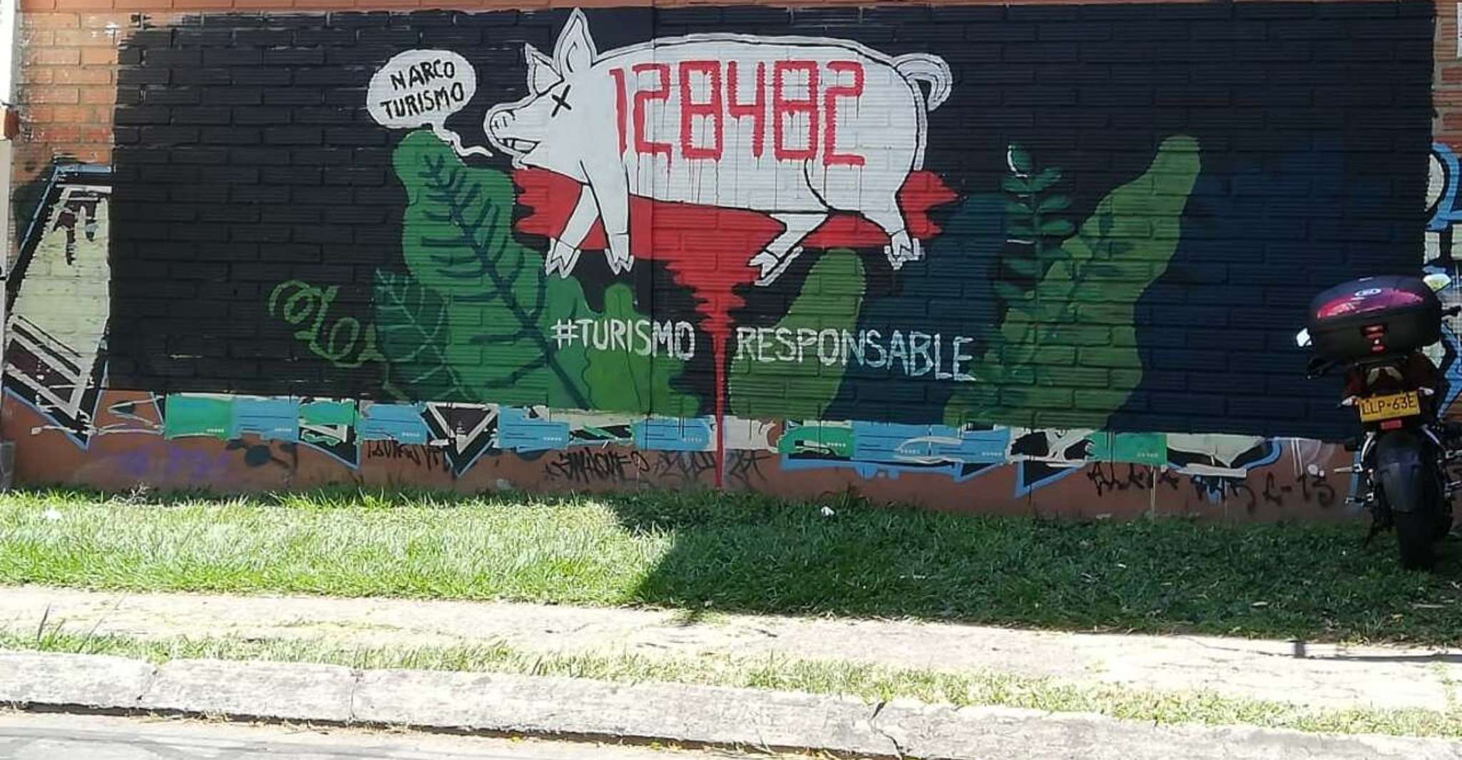 Medellín, Privat Pablo Escobar und Comuna 13 Tour - Hizvo