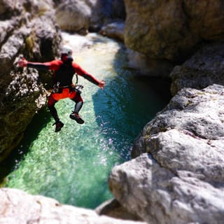 Baumgarten: Advanced Canyoning Adventure