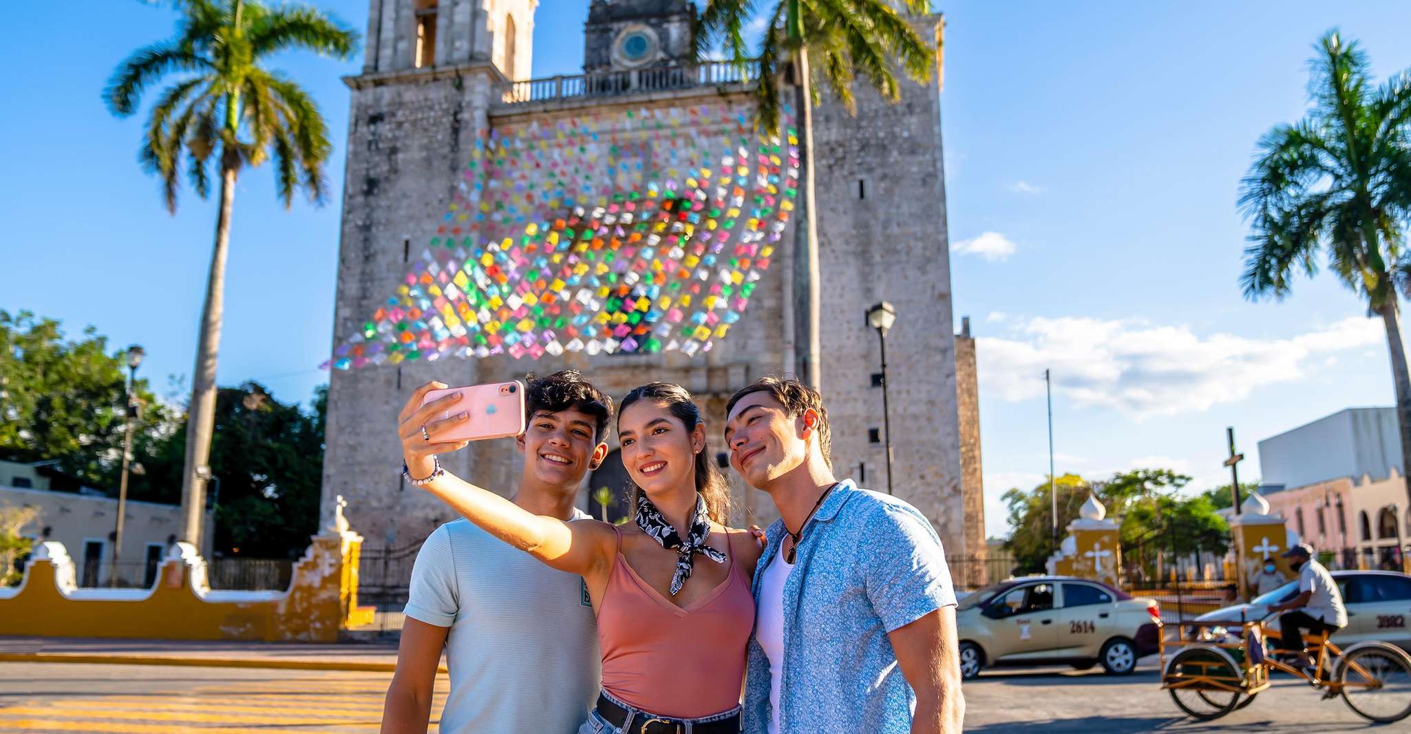 Cancun & Rivera Maya, Xcaret Plus & Chichen Itzá 2-Day Combo - Hizvo