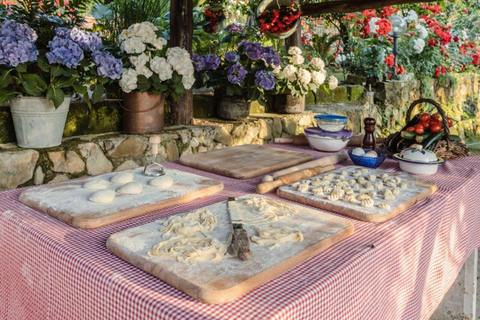 Sorrento: Corso di pasta e tiramisù a casa di un locale