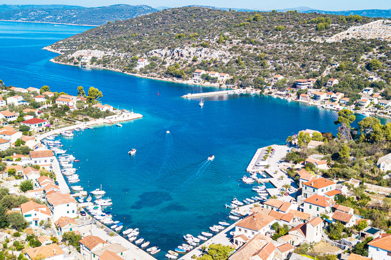 Trogir: White Lagoon, Maslinica & Blue Lagoon Speedboat Tour