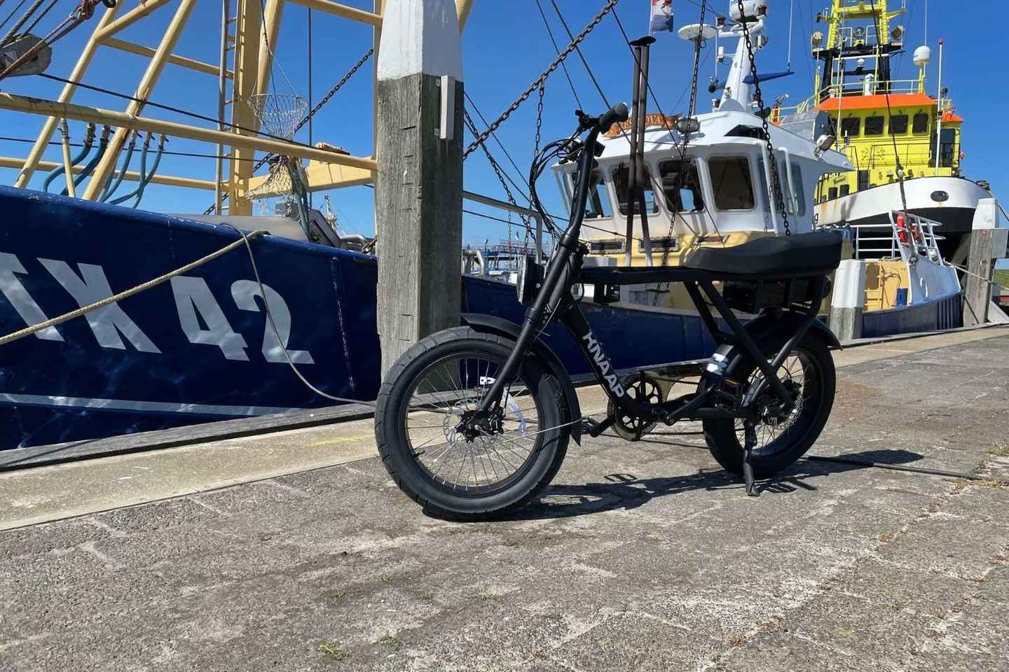 Texel: Electric Fatbike Rental with Map