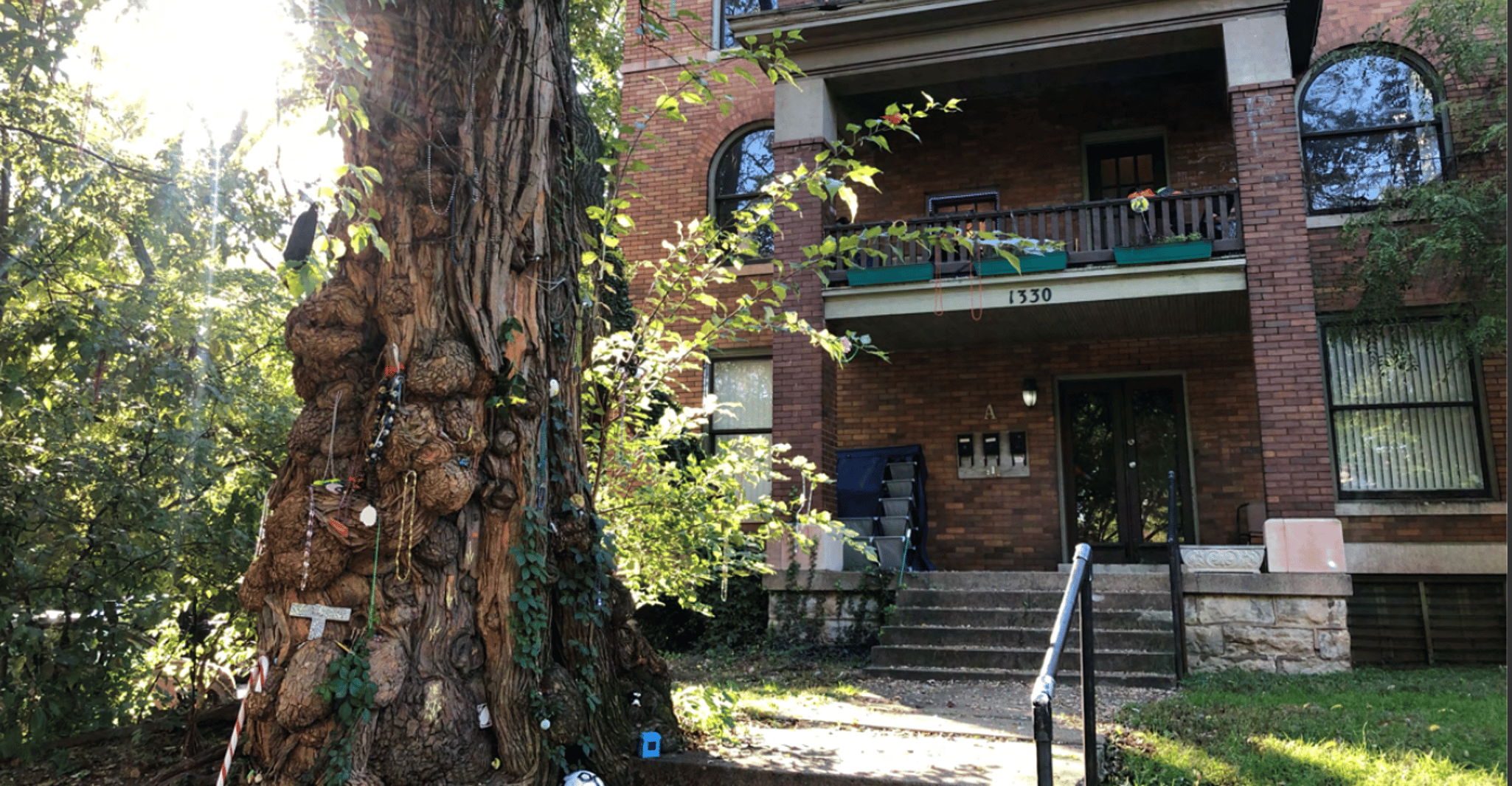 Louisville, Old Louisville Walking Ghost Tour - Housity